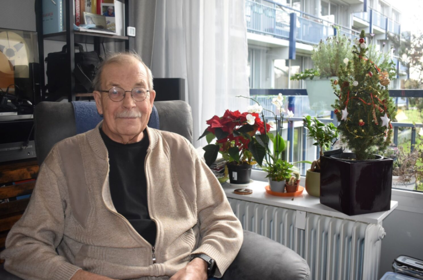 Meneer Nijsen (73) woont in een verzorgingshuis: ‘Met kerst rijd ik op mijn scootmobiel naar huis’